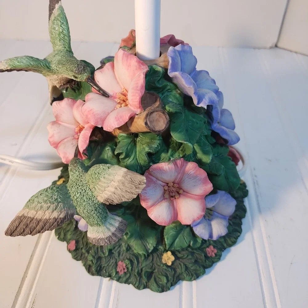 Vintage‎ Porcelain Hummingbird Lamp Morning Glory Floral Sculpted Accent Light